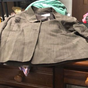 Ladies two-piece suit 14 P